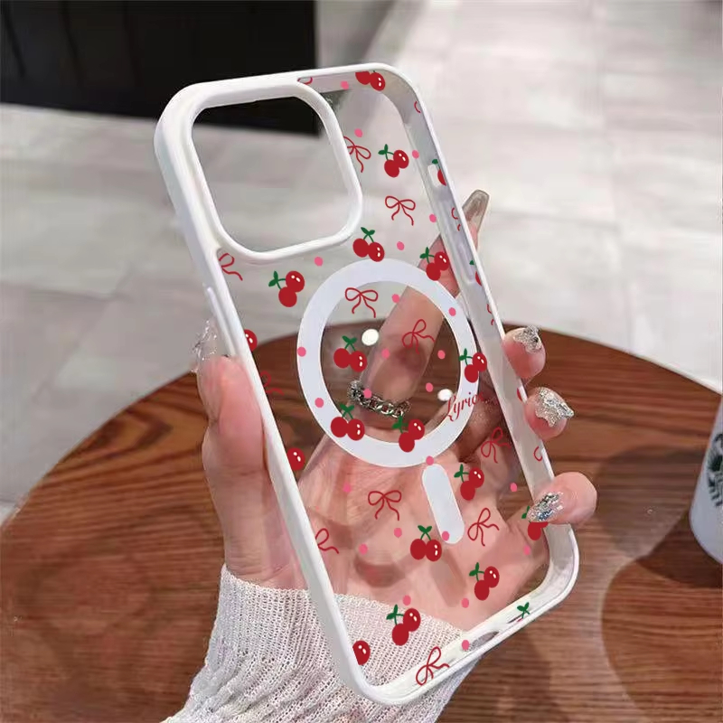 赤い桜柄のマグネット式iPhoneケース iPhone 17 - Phone Cases Red のレビューと価格