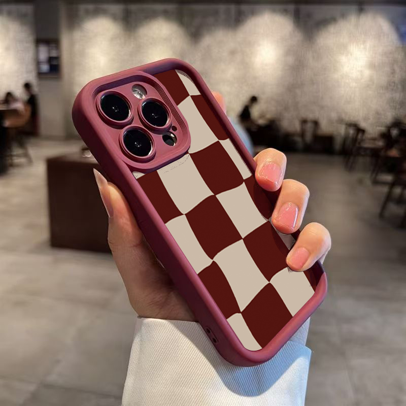 ワインレッドの変形グリッド柄iPhoneケース (iPhon - Phone Cases Red のレビューと価格