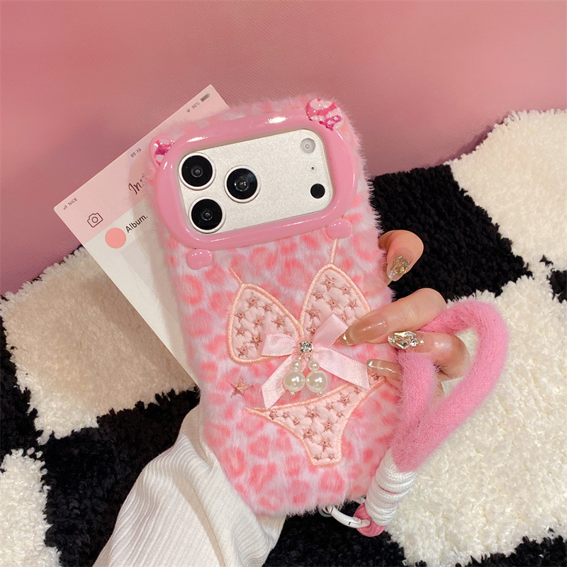 高級感のあるレオパード柄ビキニプリントのぬいぐるみ風スマホケ - Phone Cases Iphone 17 Pro のレビューと価格